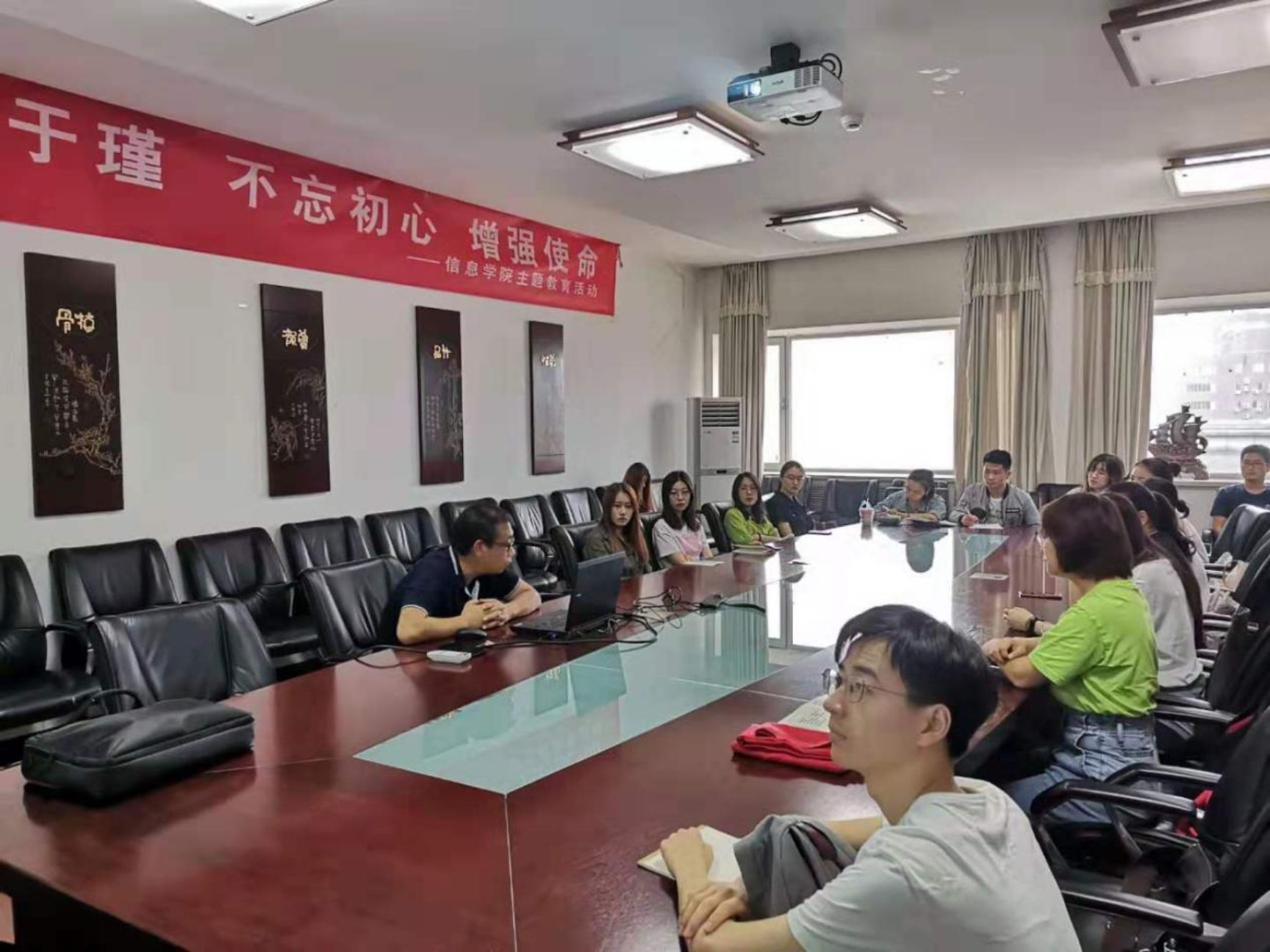 C:\Users\Administrator\Desktop\微信图片_20190927142924.jpg